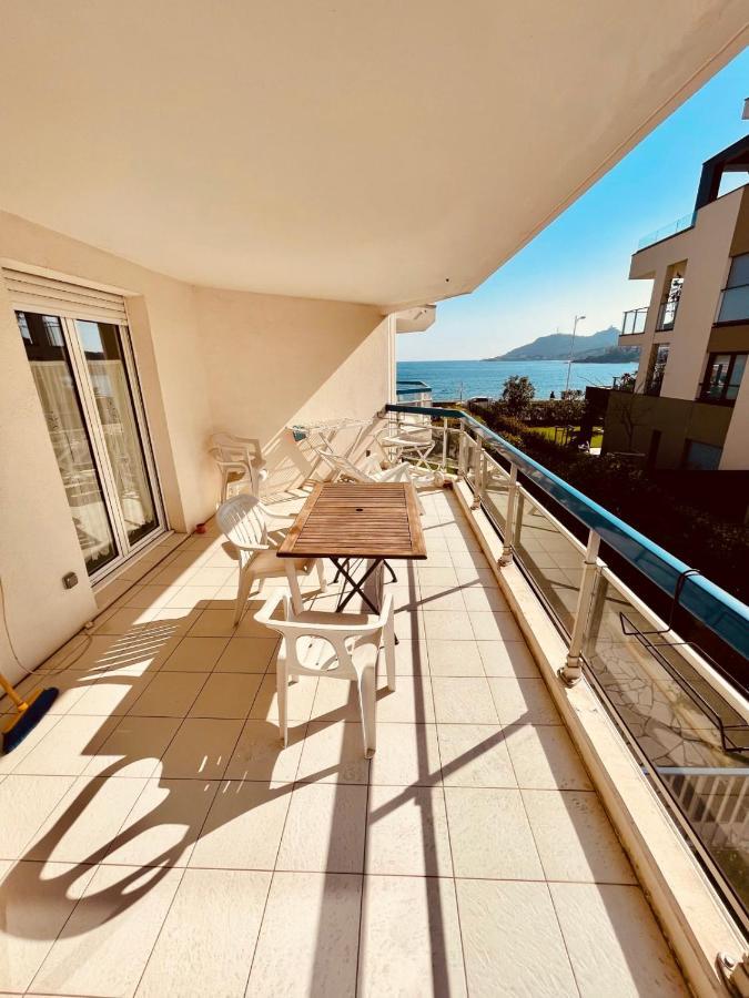 Spacieux Deux Pieces En Front De Mer Pour 4 Personnes Ref Plage 12 Saint-Raphaël 외부 사진